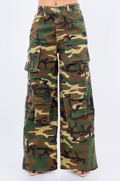 Utility Cargo Pants in Camo