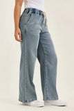 Judy Blue Hight Waist Wilhelmina Baggy Jeans with Md Aged Stone Blue Wash